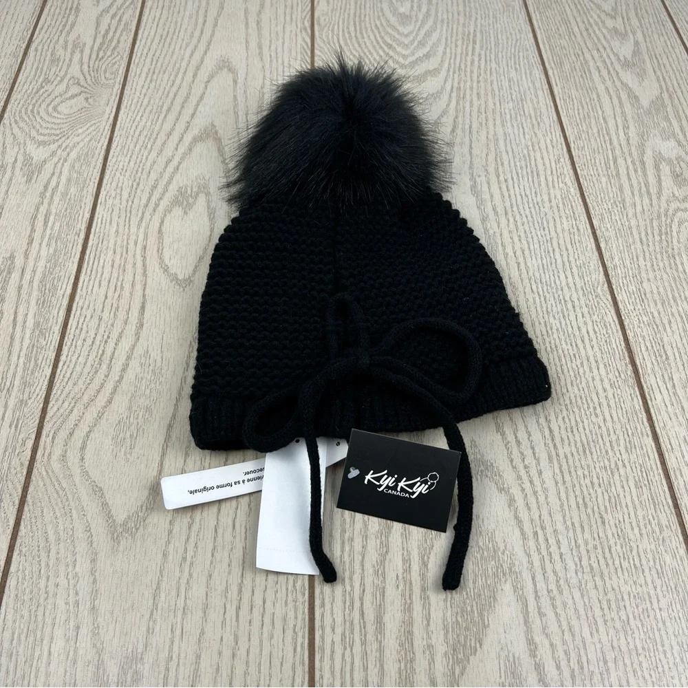 Kyi Kyi Knitted Faux Fur Pom Pom Hat OS Black $65 - Picture 2 of 3